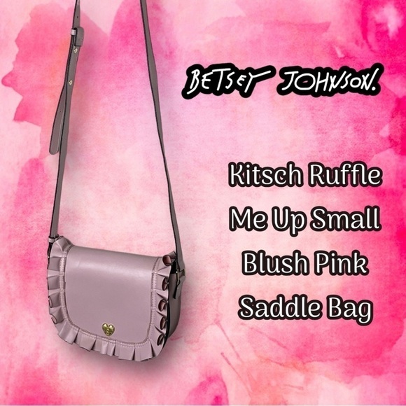 Betsey Johnson Kitsch Ruffle Me Up Small Blush Pink Saddle Bag Crossbody - Picture 1 of 16